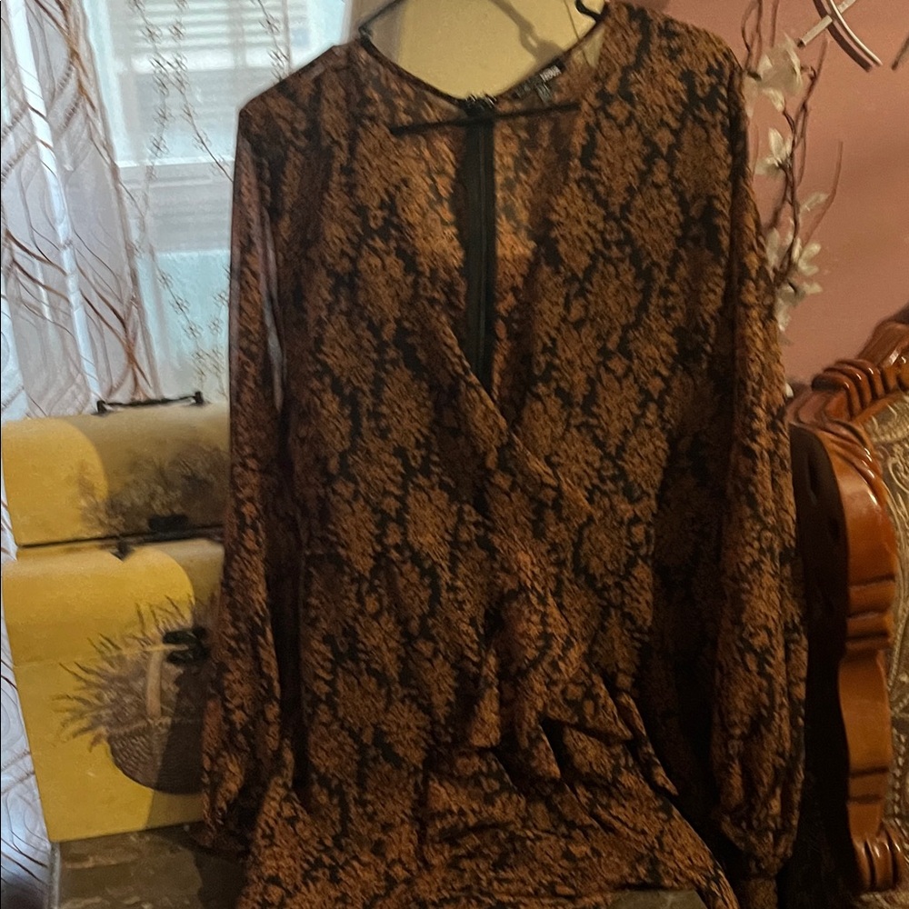 Fashion Nova Black and Brown Long Sleeve Dress